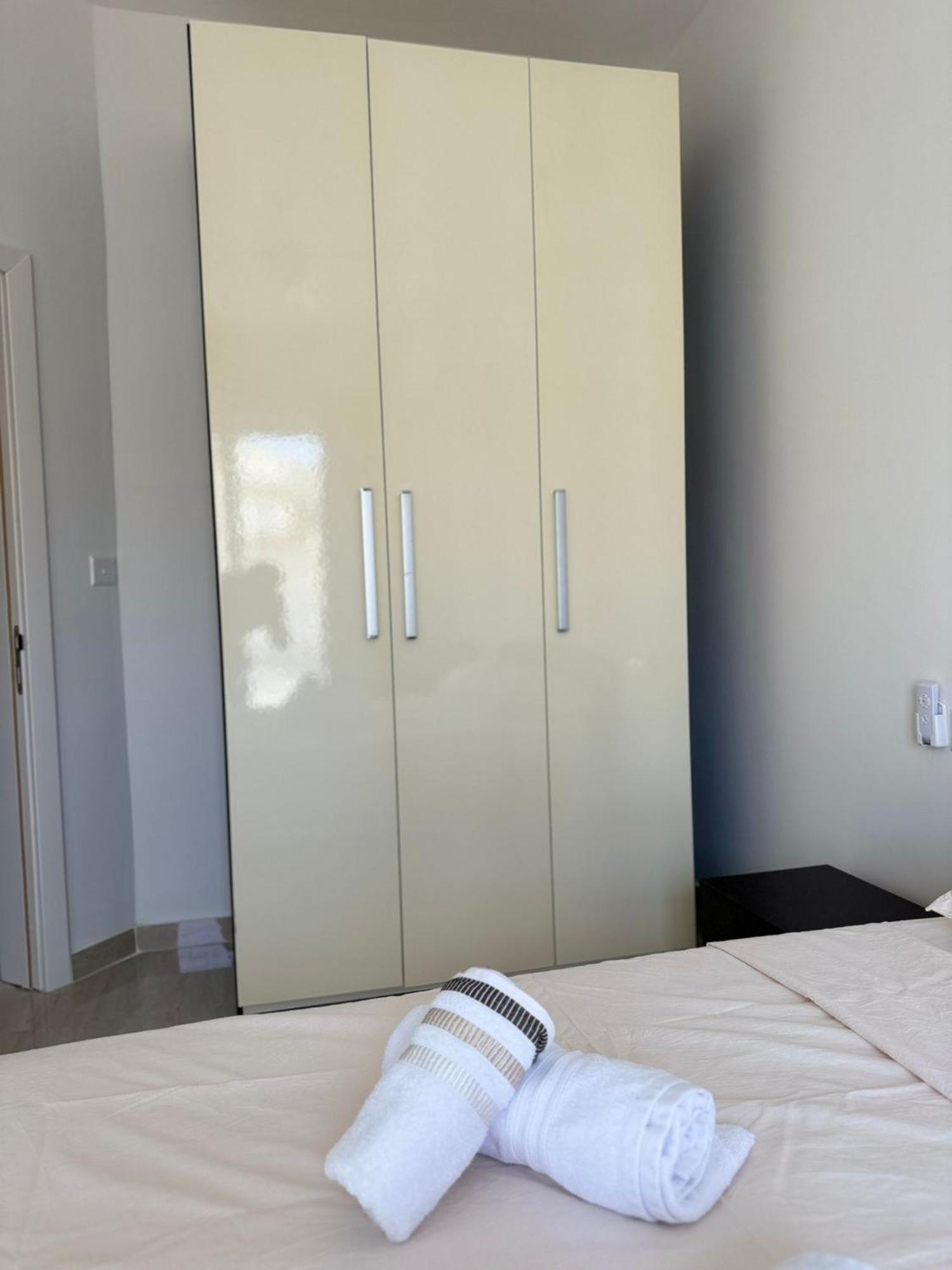 Victoria Modern Apartment Екстериор снимка