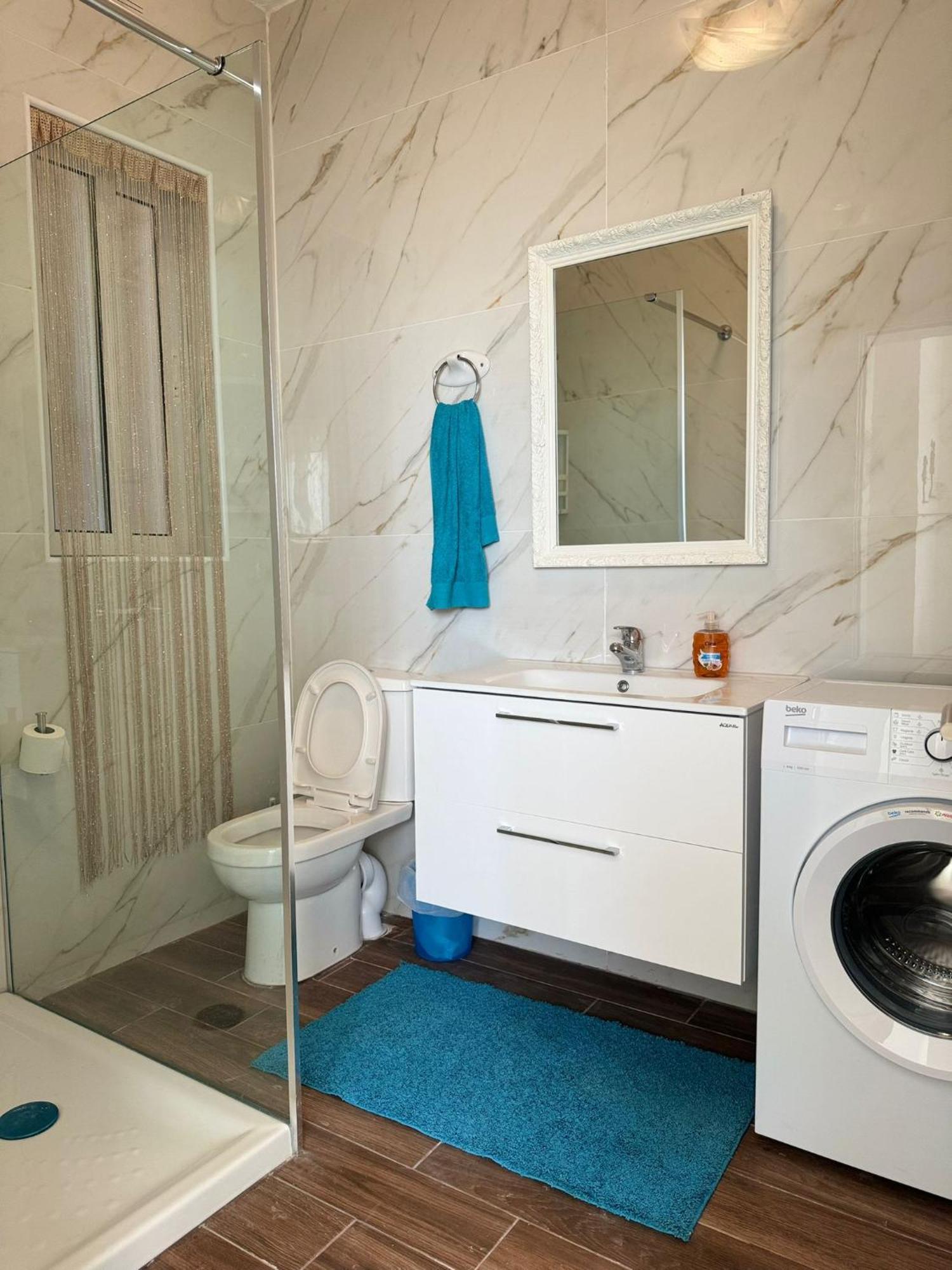 Victoria Modern Apartment Екстериор снимка