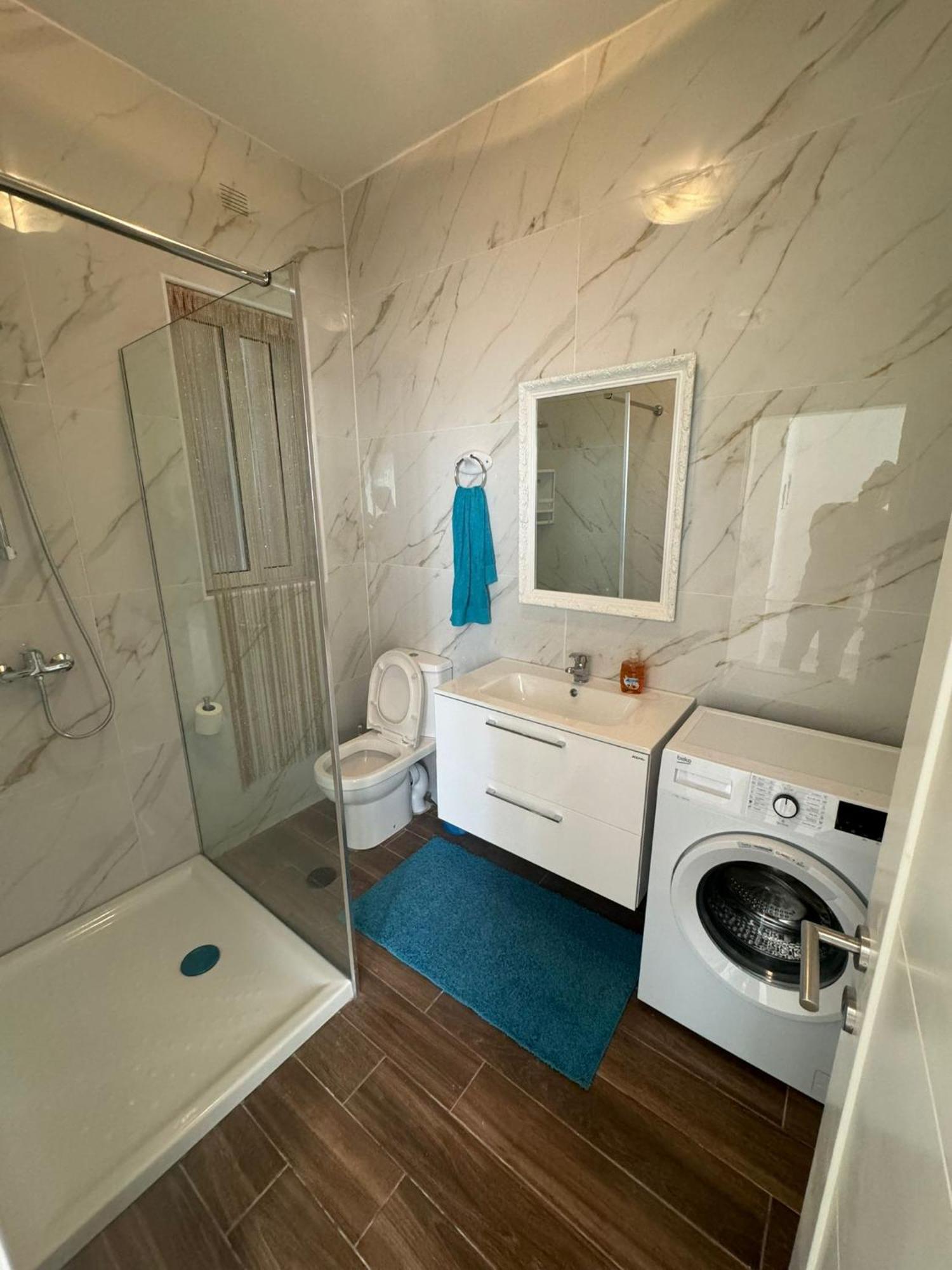 Victoria Modern Apartment Екстериор снимка